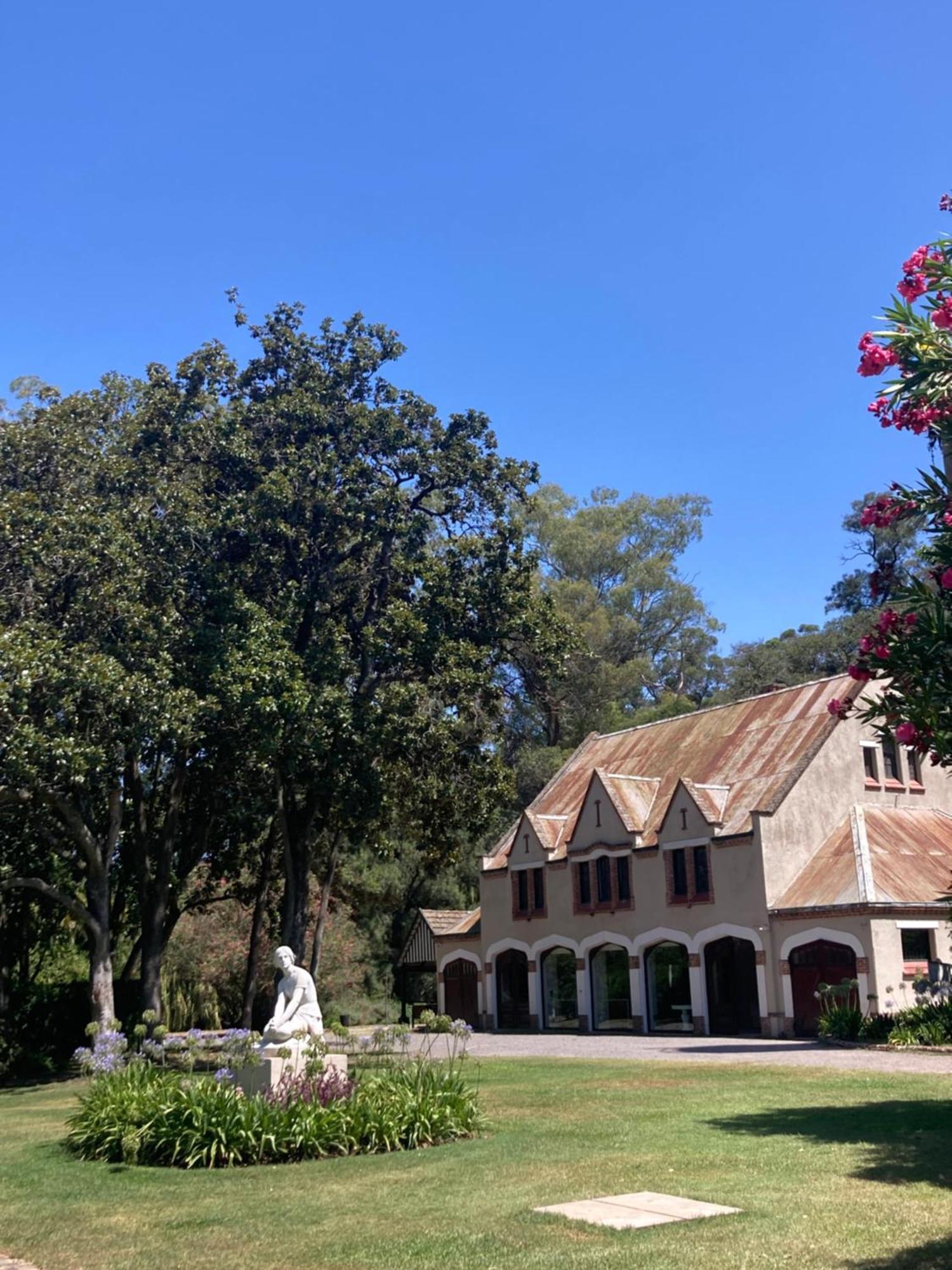 Estancia Villa Maria Ezeiza Exterior photo